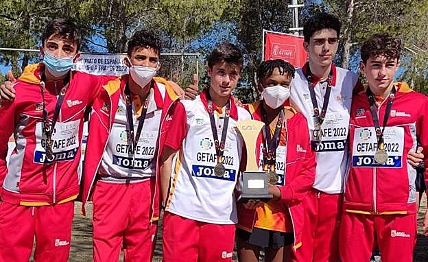 Sub 16 masculino, oro