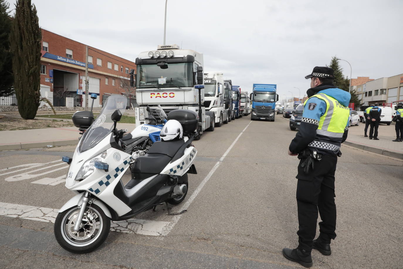 Fotos: La caravana de camiones, a su paso por Valladolid