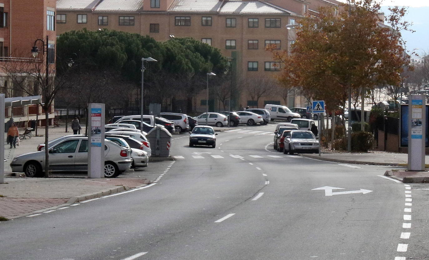Avenida Vicente Aleixandre, en el barrio de Nueva Segovia.