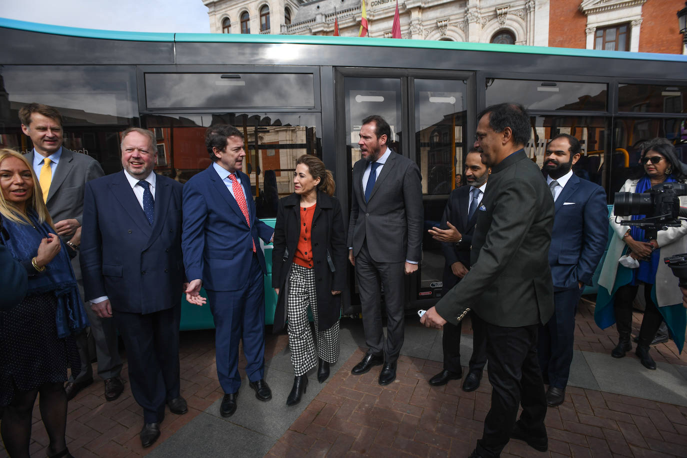 Fotos: Colocación de la primera piedra de la fábrica de Switch Mobility en Valladolid