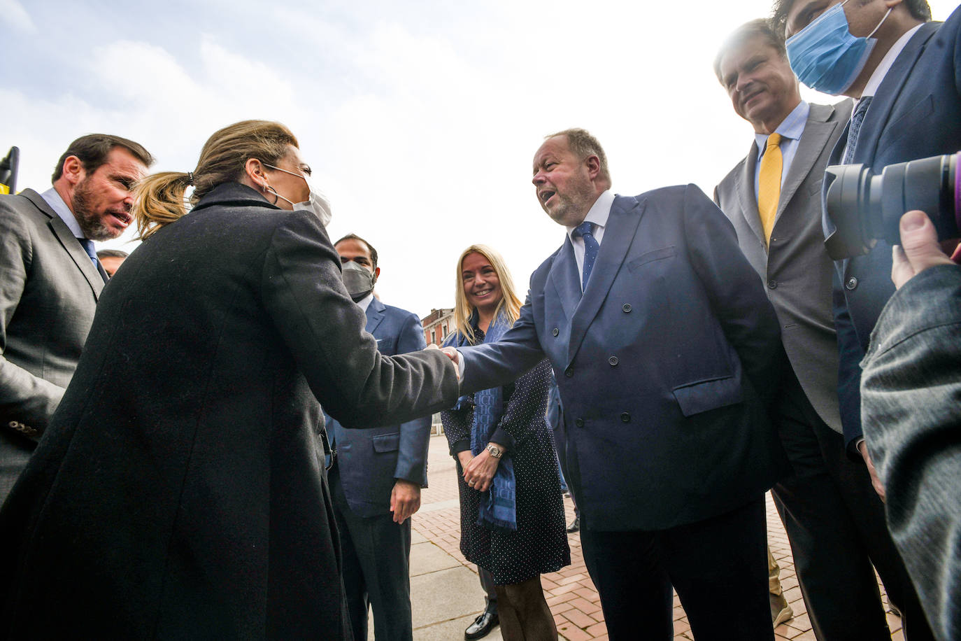 Fotos: Colocación de la primera piedra de la fábrica de Switch Mobility en Valladolid