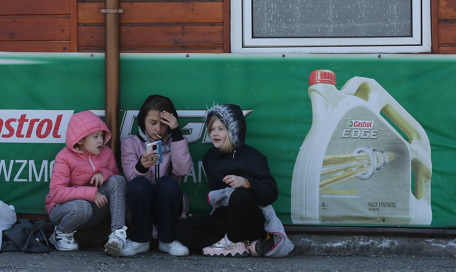 Refugiados ucranianos en la frontera entre Ucrania y Polonia.