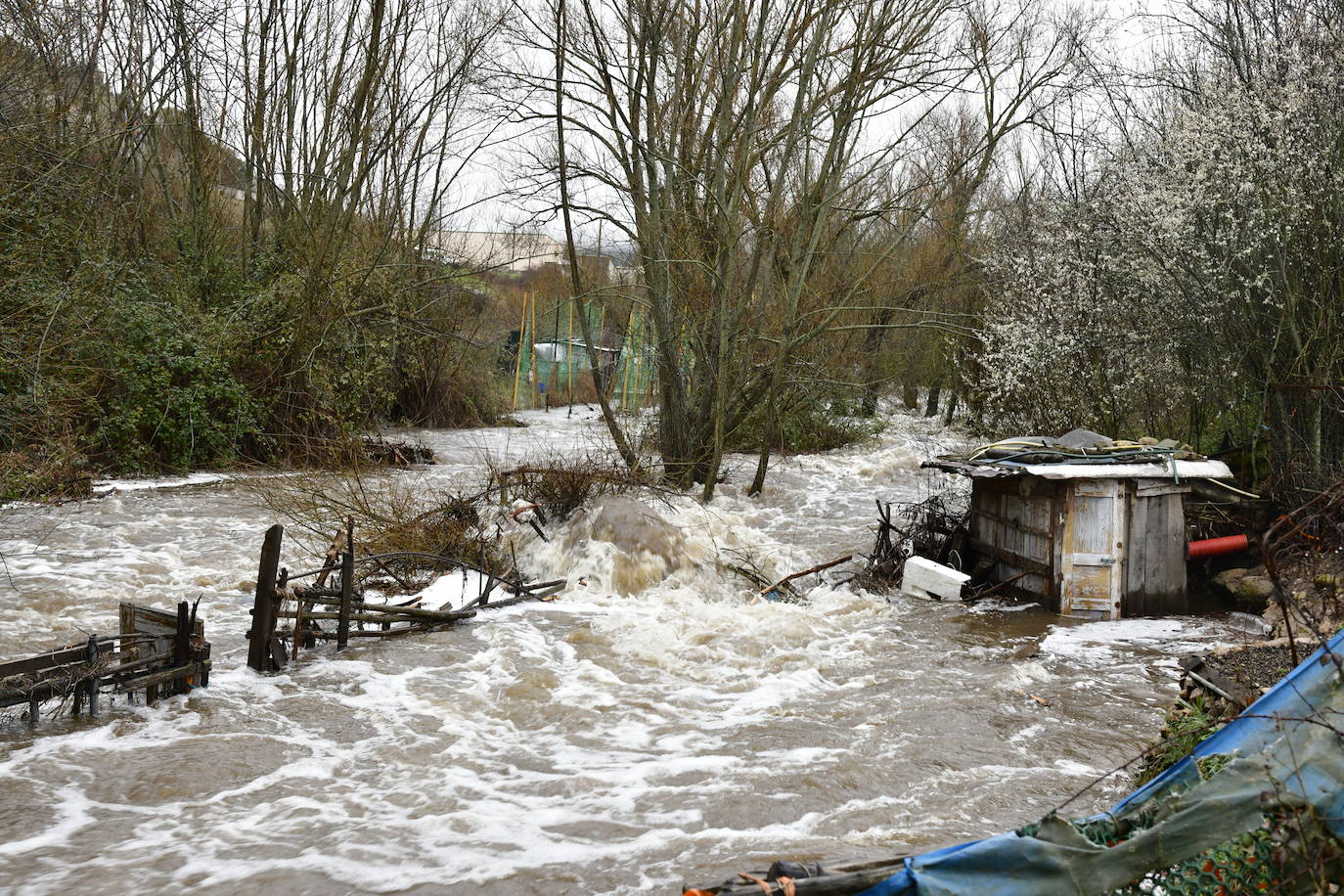 Poblemas provocados por las intensas lluvias en El Espinar.