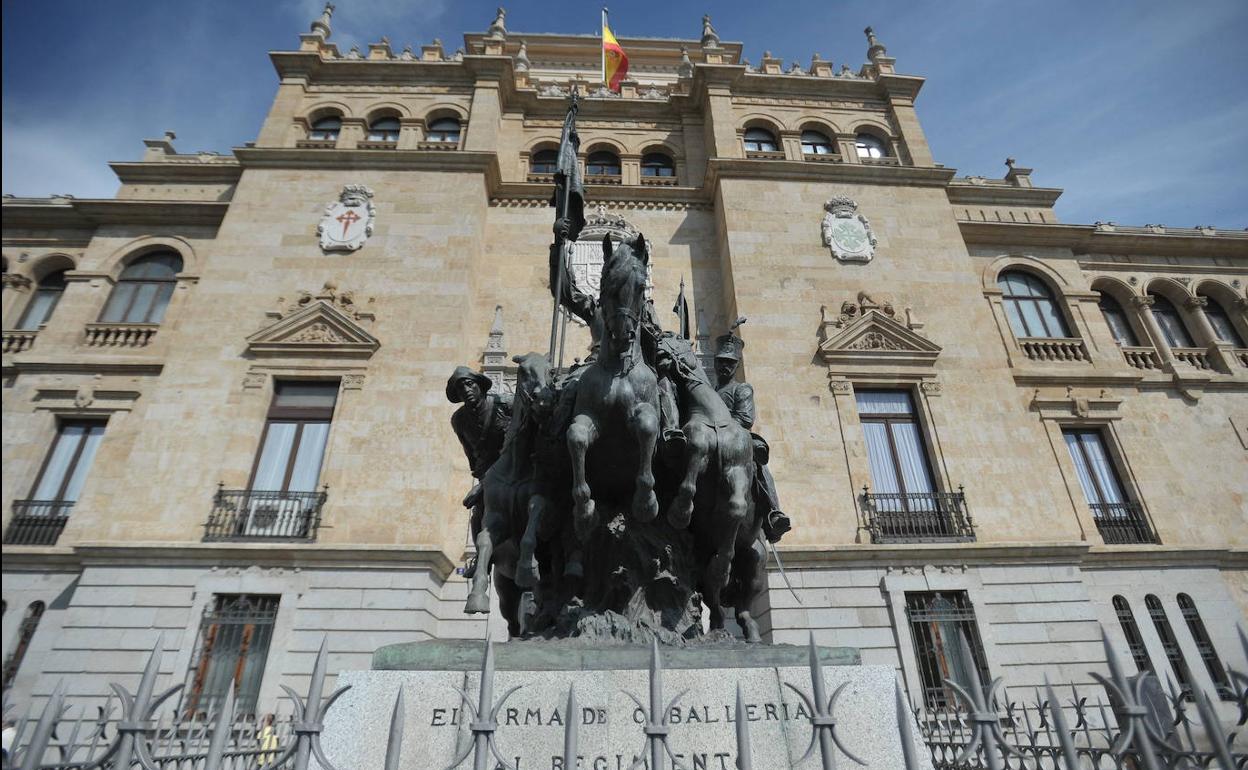 José Peña Nevado fue militar del Regimiento de Caballería Farnesio número 12. 