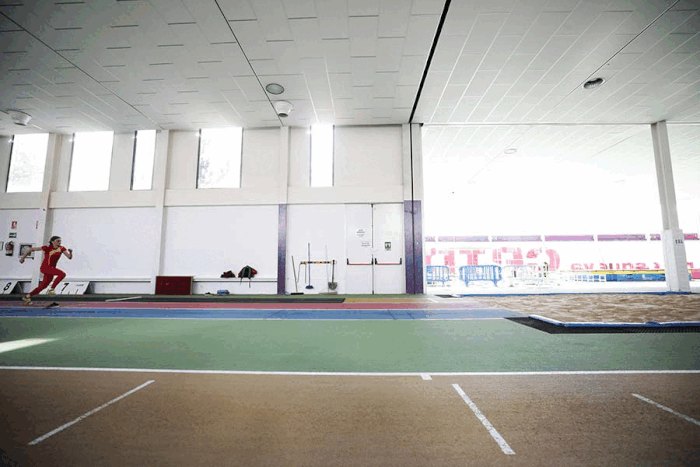 María Muñoz posa antes de un entrenamiento en Río Esgueva. 