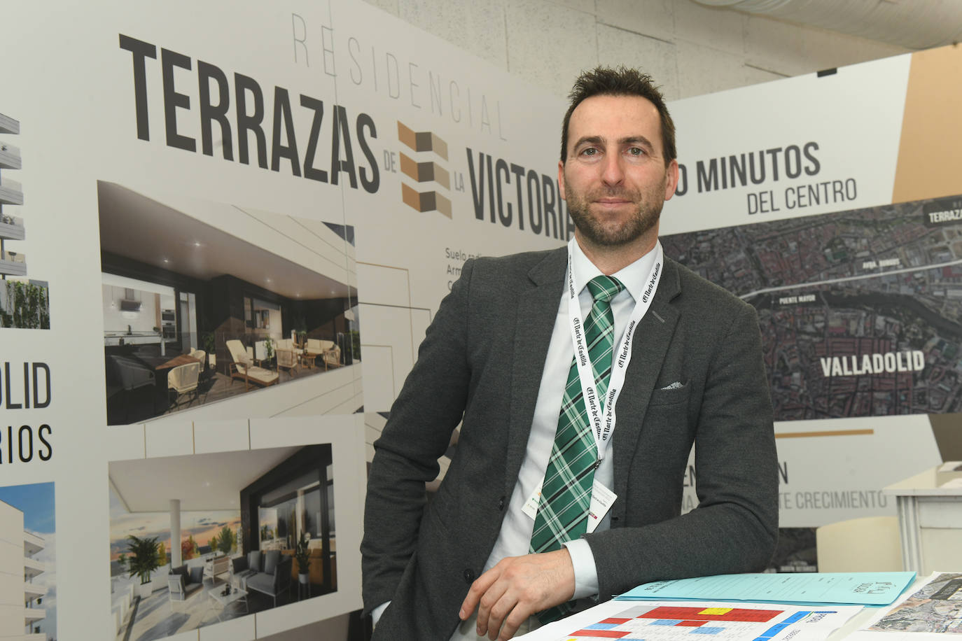 Fotos: Jornada del sábado en la Feria Inmobiliaria de Primavera de Valladolid (FIVA) 2022 (1 de 2)