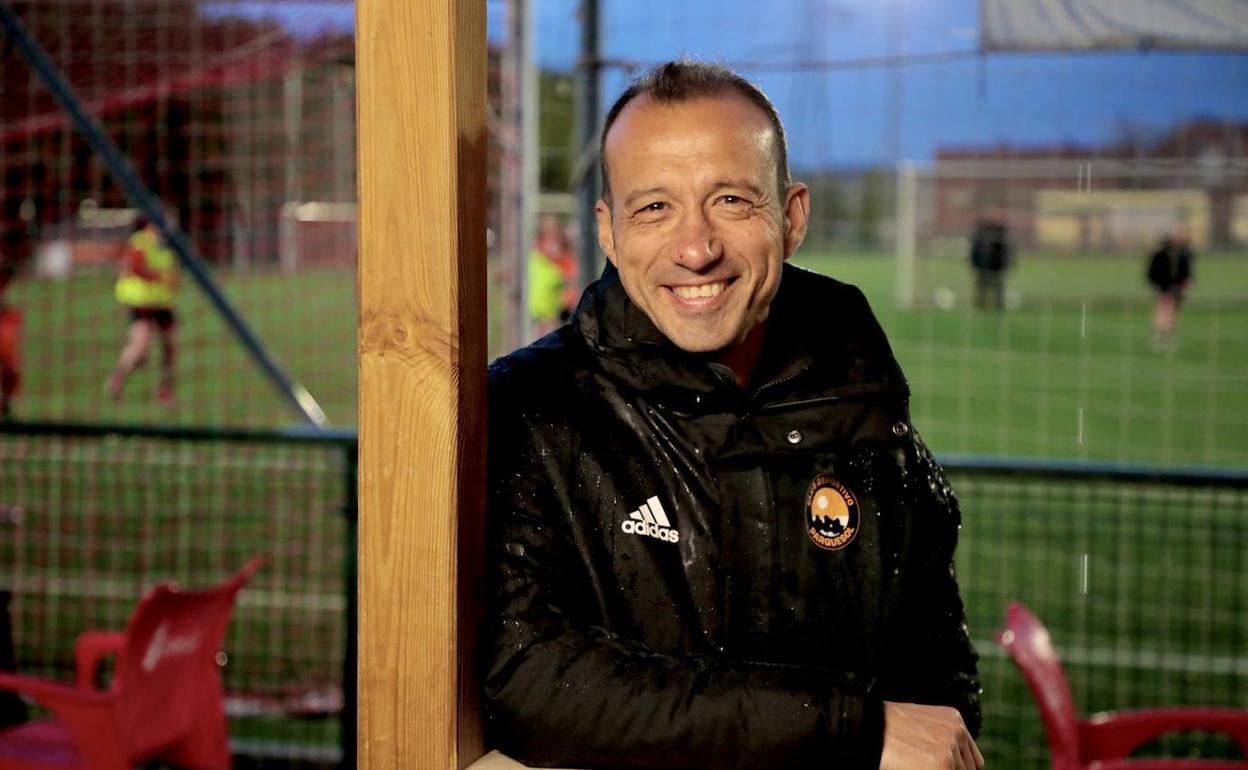 Santi Sedano sonríe minutos antes de iniciar el entrenamiento. 