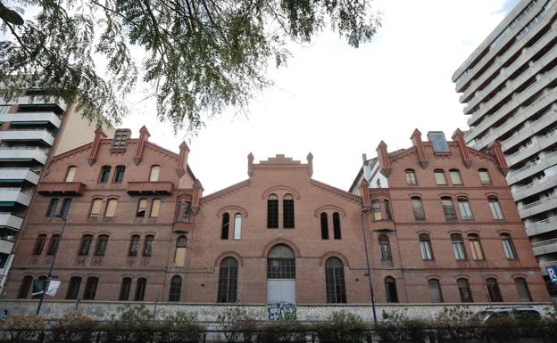 El palacio de ladrillo que iluminaba Valladolid