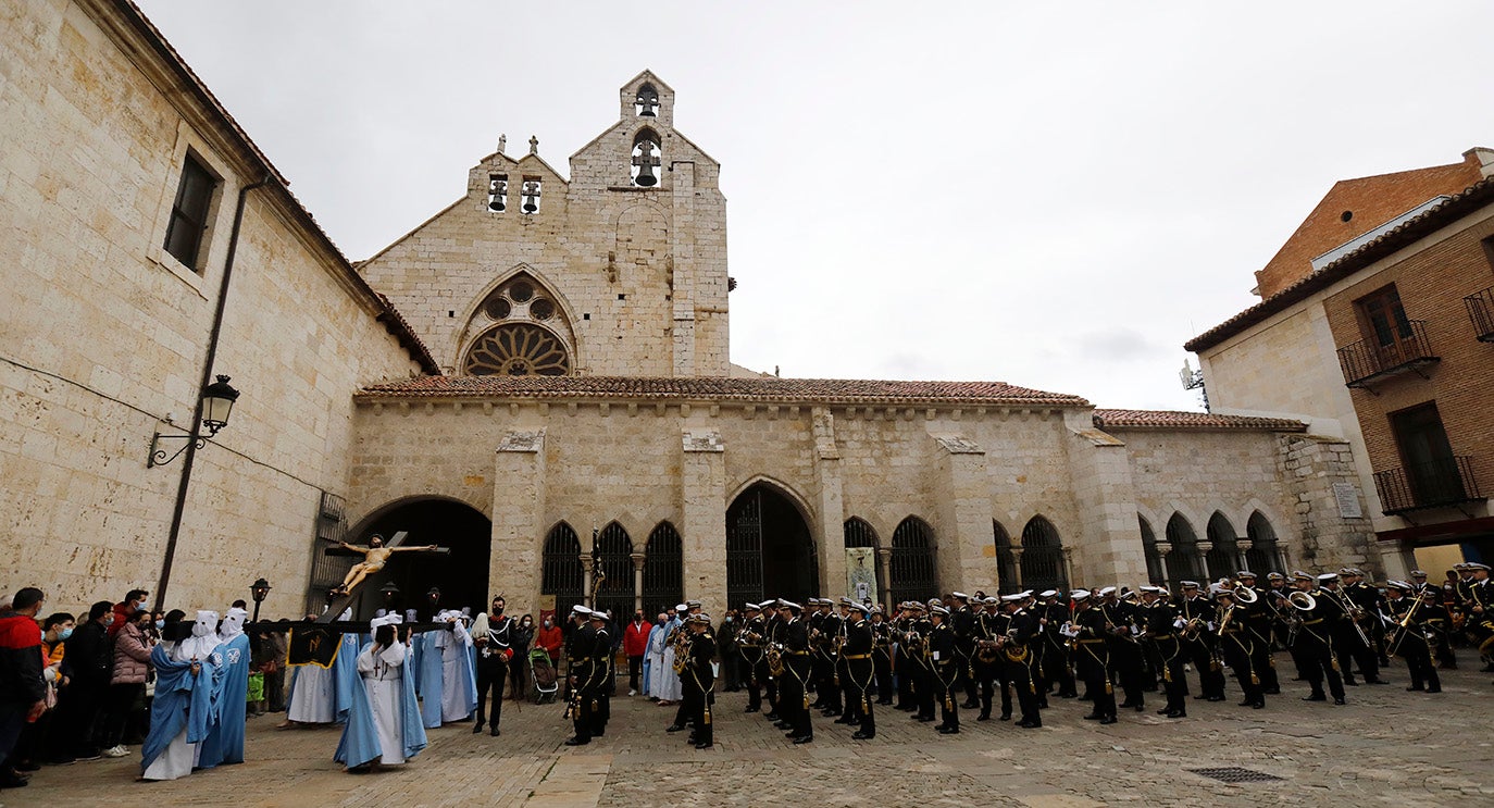 El Crucificado de Palencia se refugia en San Francisco