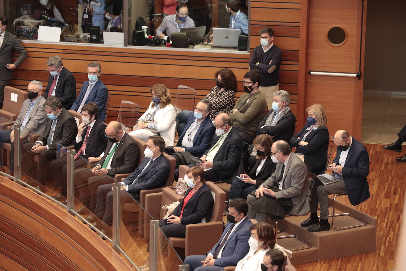 Fotos: Invitados al pleno de investidura de Alfonso Fernández Mañueco en las Cortes de Castilla y León