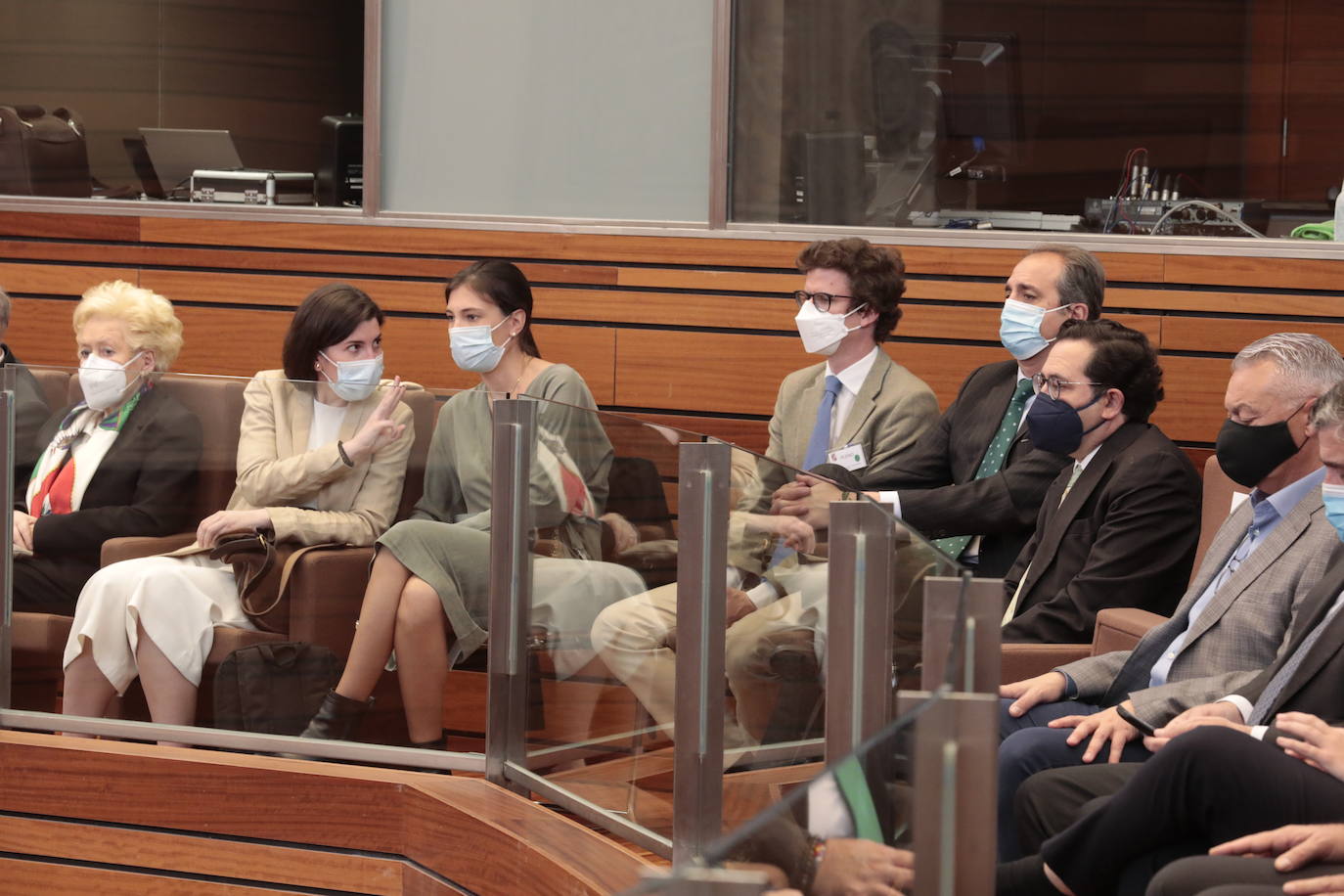 Fotos: Invitados al pleno de investidura de Alfonso Fernández Mañueco en las Cortes de Castilla y León