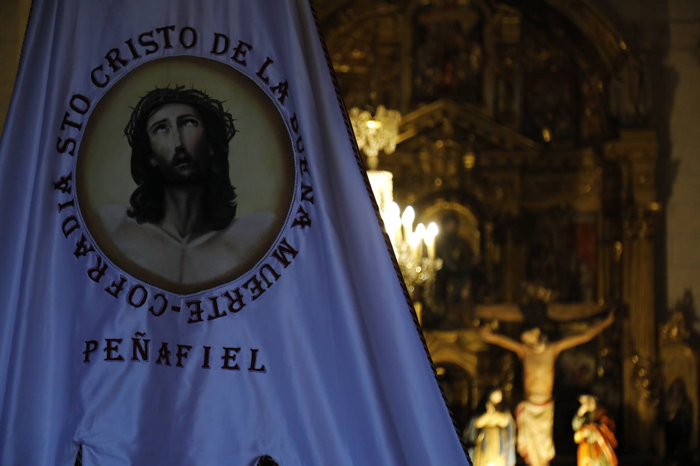 Fotos: Procesión del Cristo de la Buena Muerte en Peñafiel (1/4)