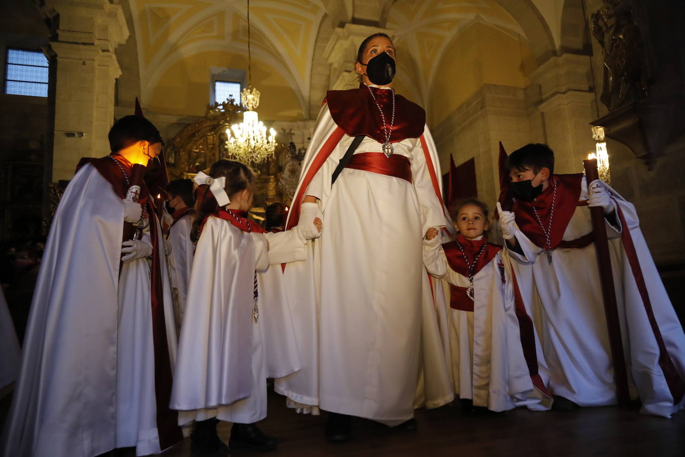 Fotos: Procesión del Cristo de la Buena Muerte en Peñafiel (1/4)