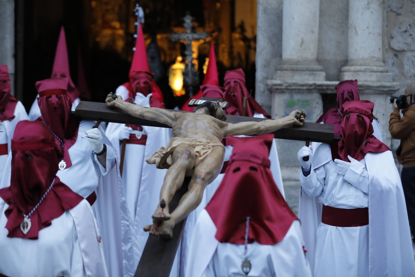 Fotos: Procesión del Cristo de la Buena Muerte en Peñafiel (1/4)