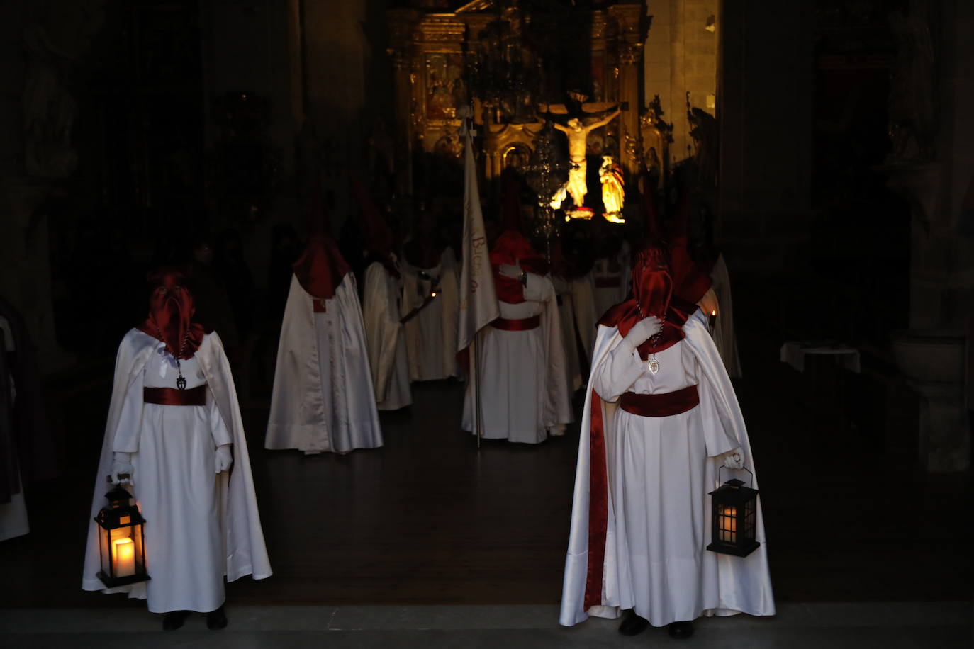 Fotos: Procesión del Cristo de la Buena Muerte en Peñafiel (1/4)
