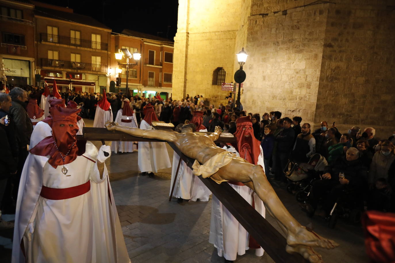 Fotos: Procesión del Cristo de la Buena Muerte en Peñafiel (3/4)