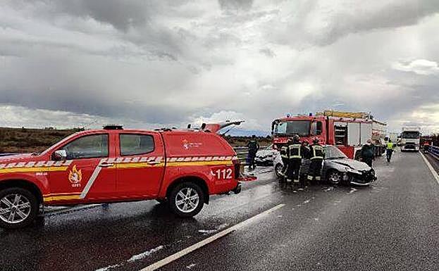 Muere una mujer de 67 años en una colisión múltiple en la A-66 a su paso por Villamañán