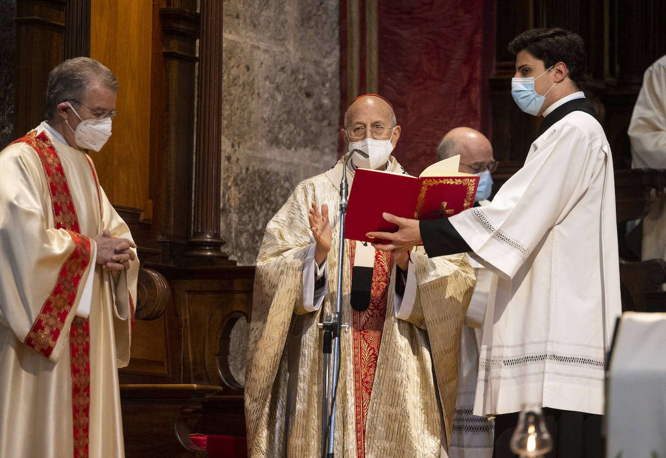 Fotos: Misa crismal en la Catedral de Valladolid