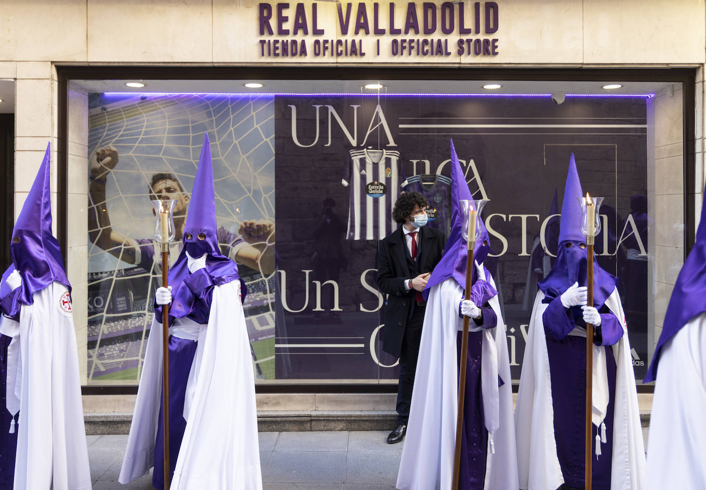 Fotos: Procesión de la Amargura en el Monte Calvario en la Semana Santa de Valladolid