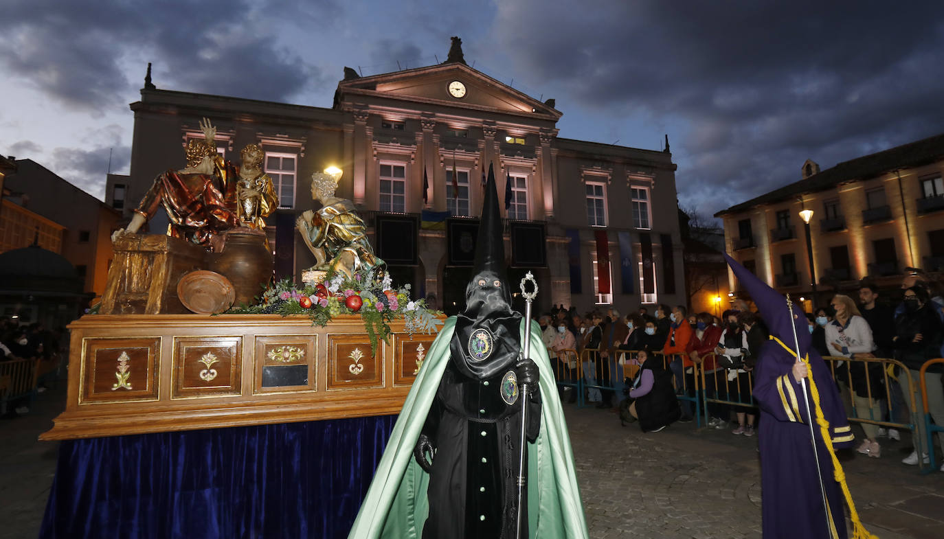 Fotos: Jueves Santo en Palencia: La Oración del Huerto