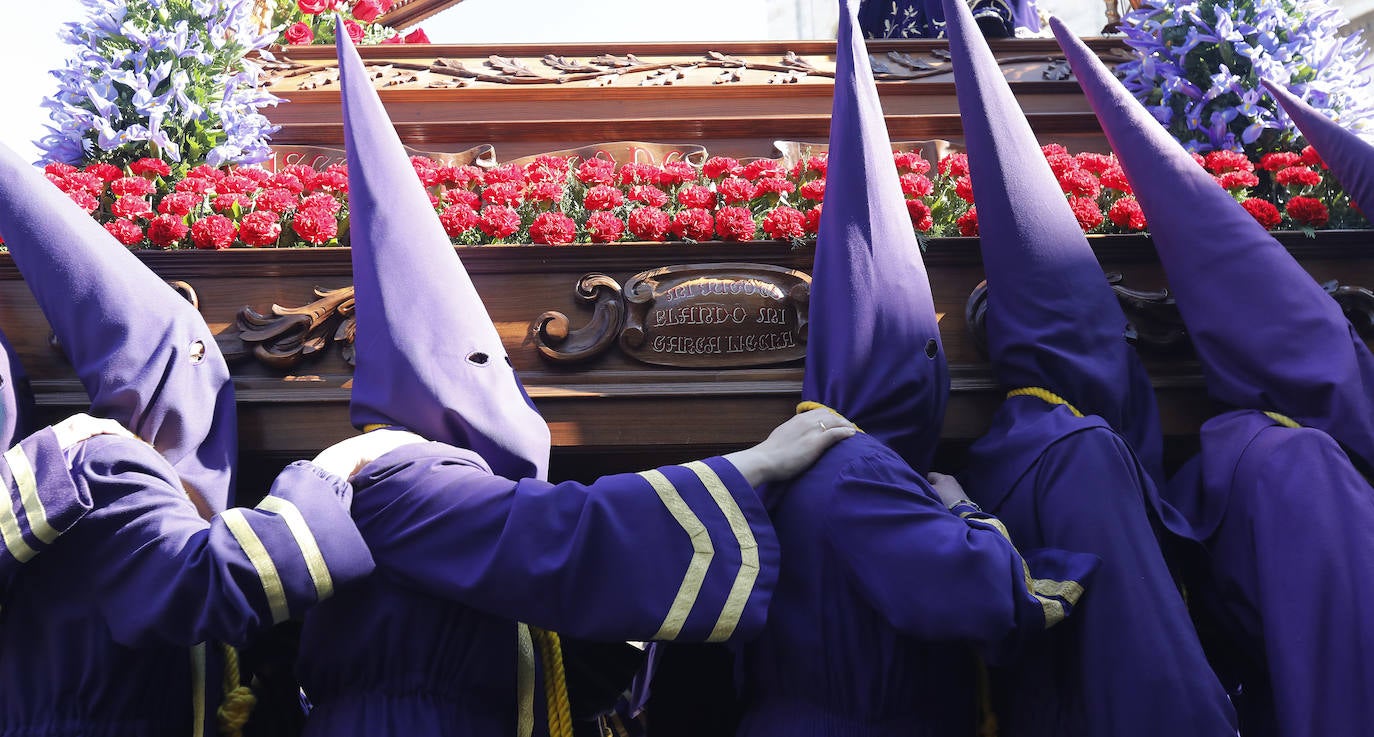 Fotos: Viernes Santo en Palencia: Procesión de los pasos