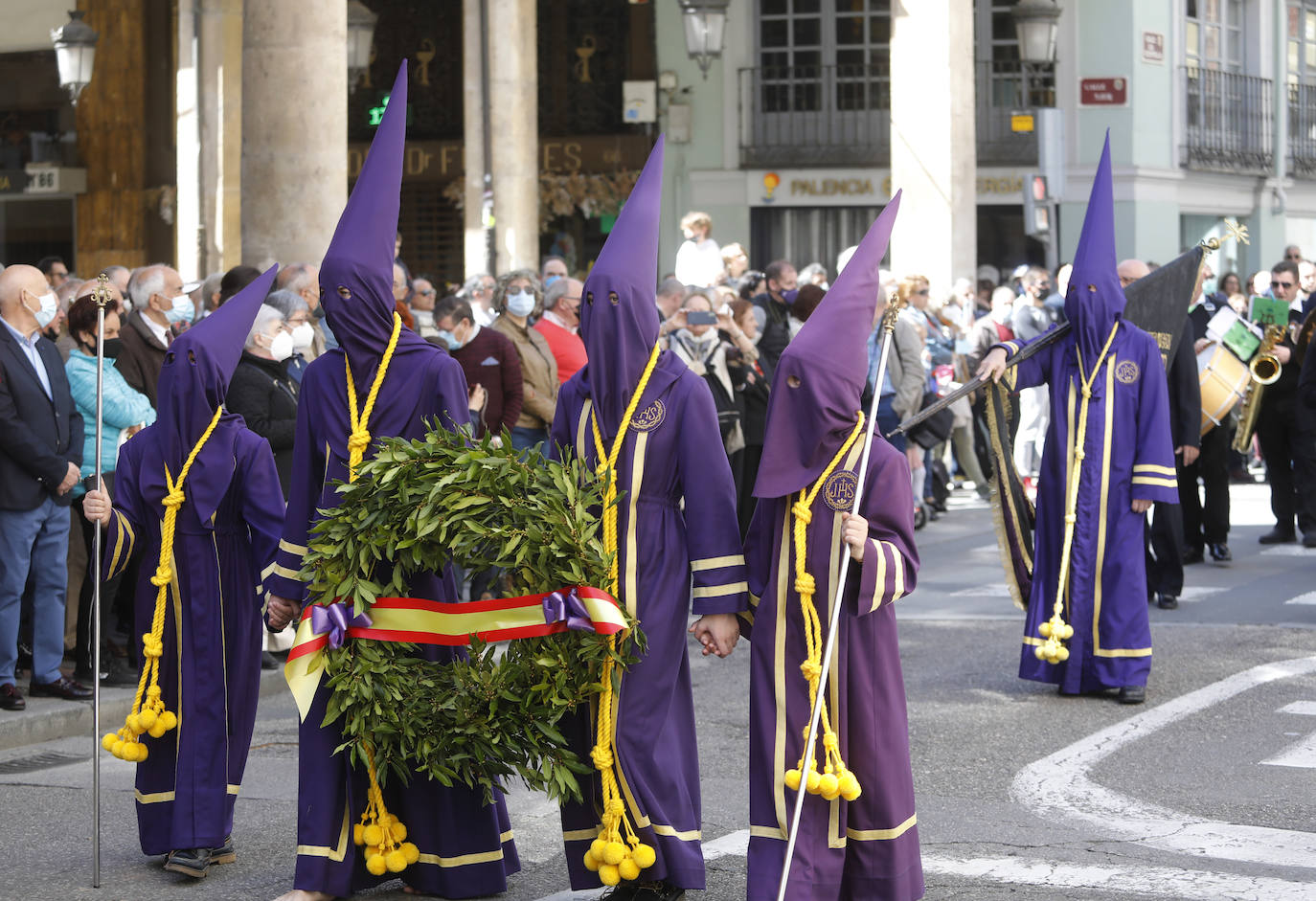 Fotos: Viernes Santo en Palencia: Procesión de los pasos