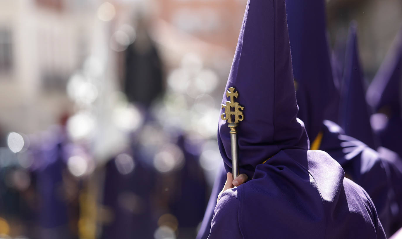 Fotos: Viernes Santo en Palencia: Procesión de los pasos