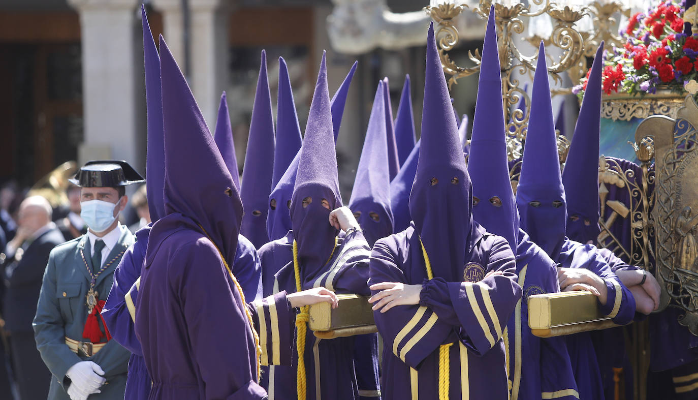 Fotos: Viernes Santo en Palencia: Procesión de los pasos