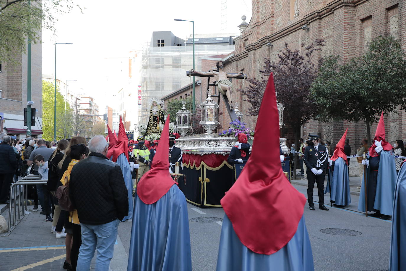 Fotos: Procesión de la Exaltación de la Luz en Valladolid (1/2)