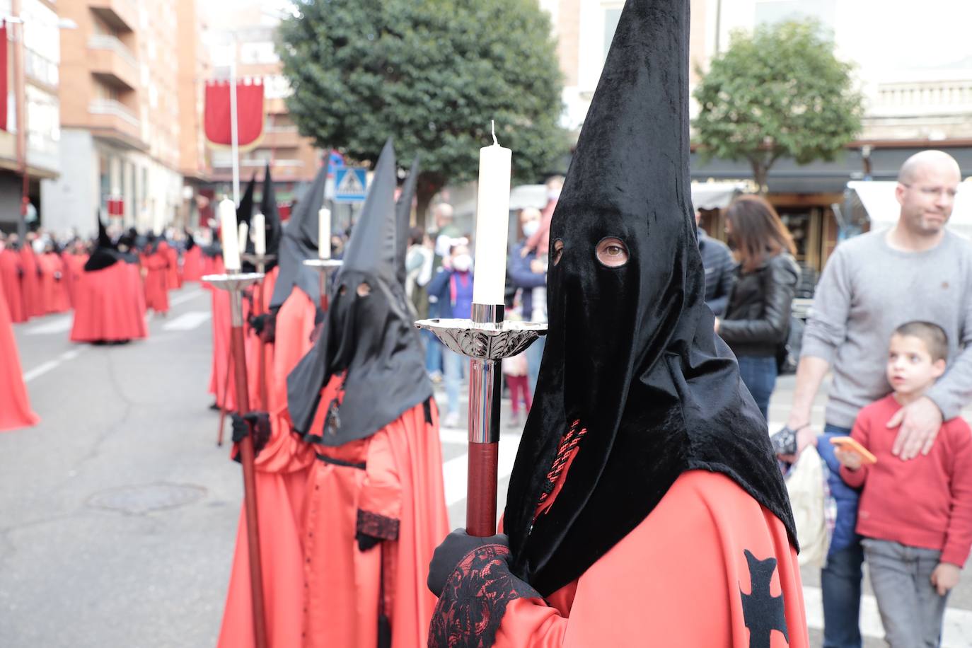 Fotos: Procesión del Santísimo Cristo de la Preciosísima Sangre y María Santísima de la Caridad de Valladolid (2/2)