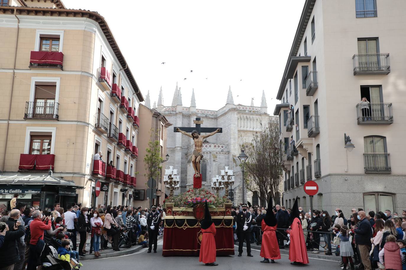 Fotos: Procesión del Santísimo Cristo de la Preciosísima Sangre y María Santísima de la Caridad de Valladolid (2/2)