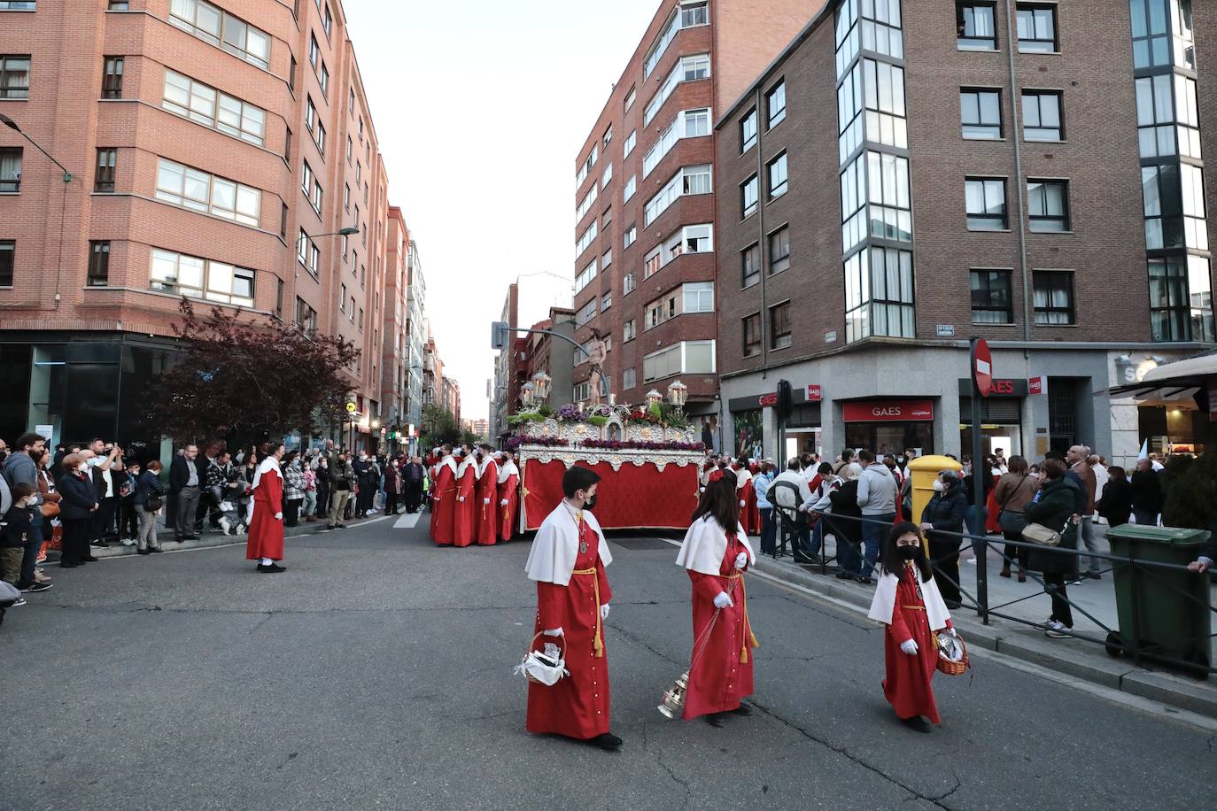 Fotos: Procesión del Cristo Despojado y Nuestra Señora de la Amargura en Valladolid