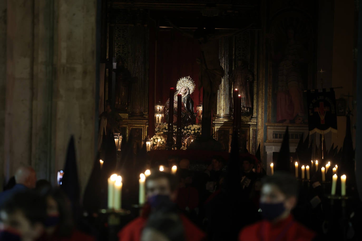 Fotos: Procesión De Regla de la Ilustre cofradía Penitencial de Nuestra Señora de las Angustias-Sacrificio y Penitencia