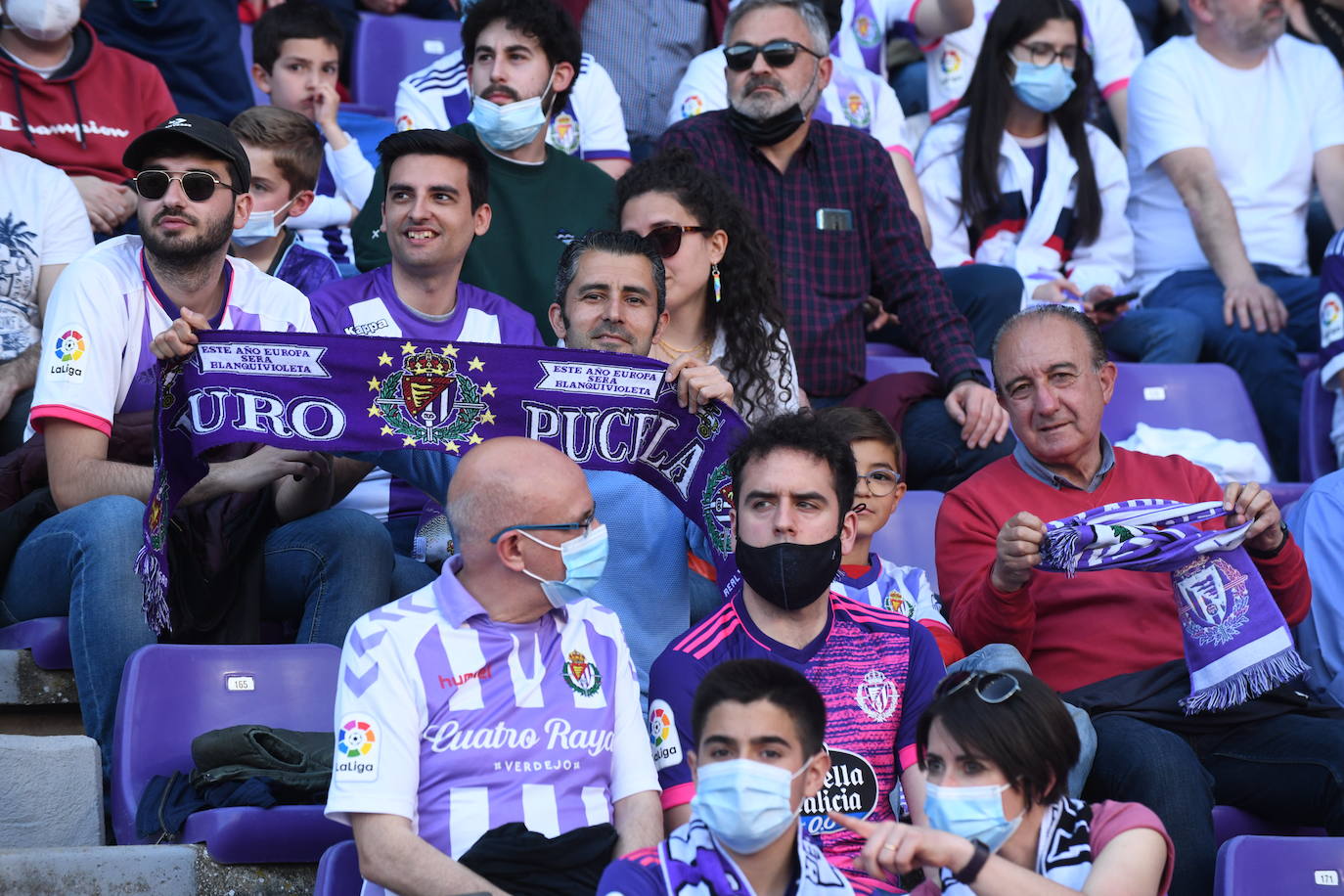 Fotos: Búscate en el grada del Real Valladolid-Almería (1/9)