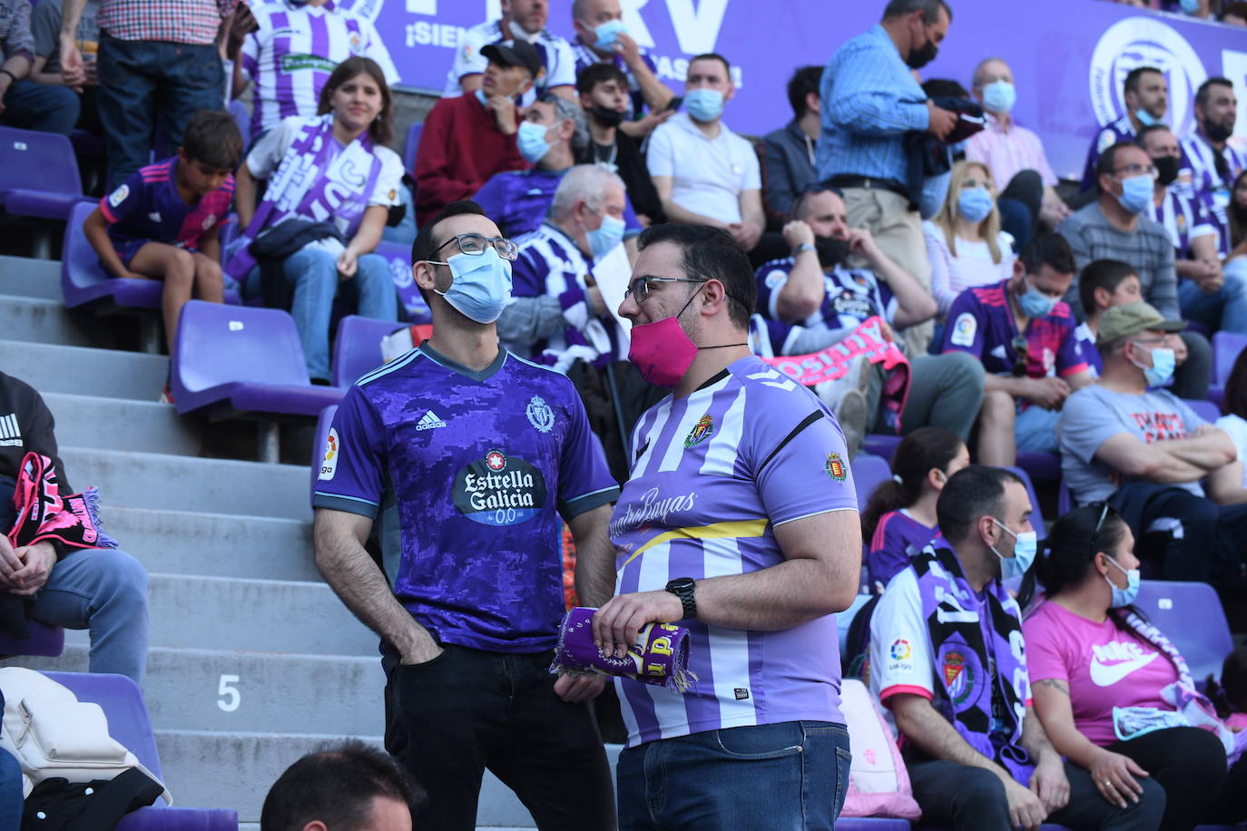 Fotos: Búscate en la grada del Real Valladolid-Almería (3/9)