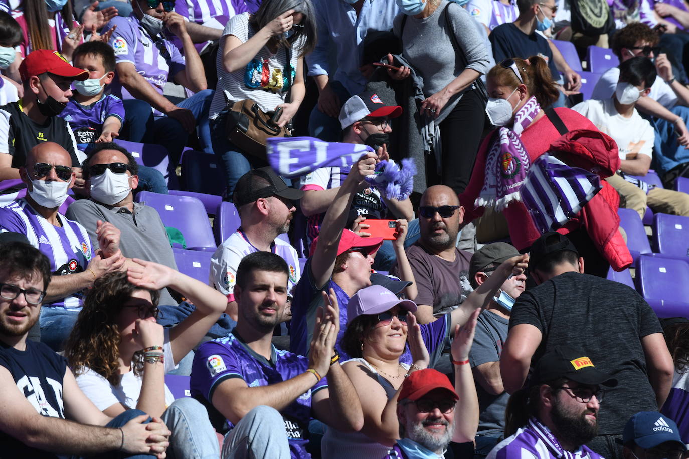 Fotos: Búscate en la grada del Real Valladolid-Almería (6/9)