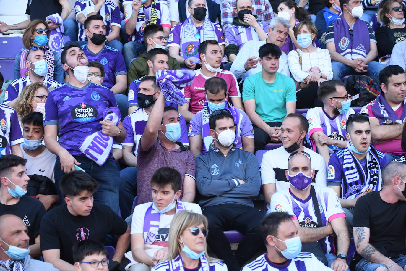 Fotos: Búscate en la grada del Real Valladolid-Almería (8/9)