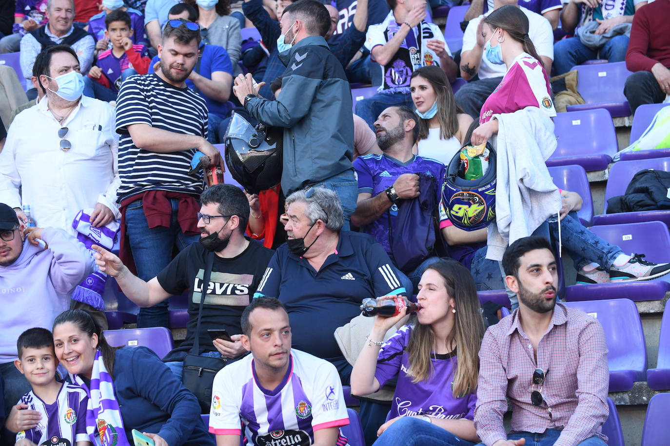 Fotos: Búscate en la grada del Real Valladolid-Almería (9/9)