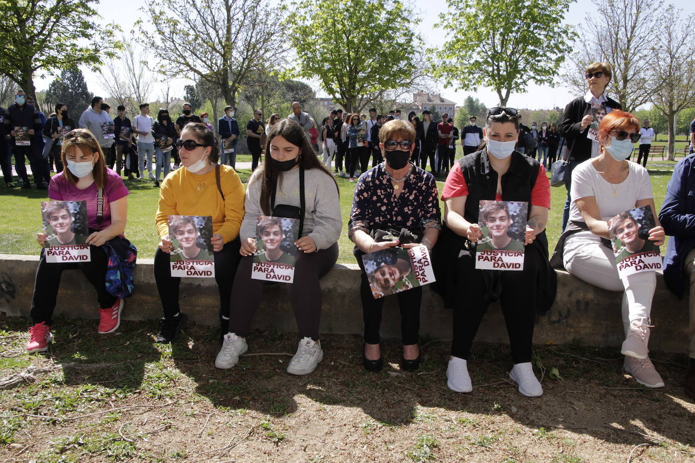 Fotos: Concentración en Laguna de Duero en el segundo aniversario de la muerte de David