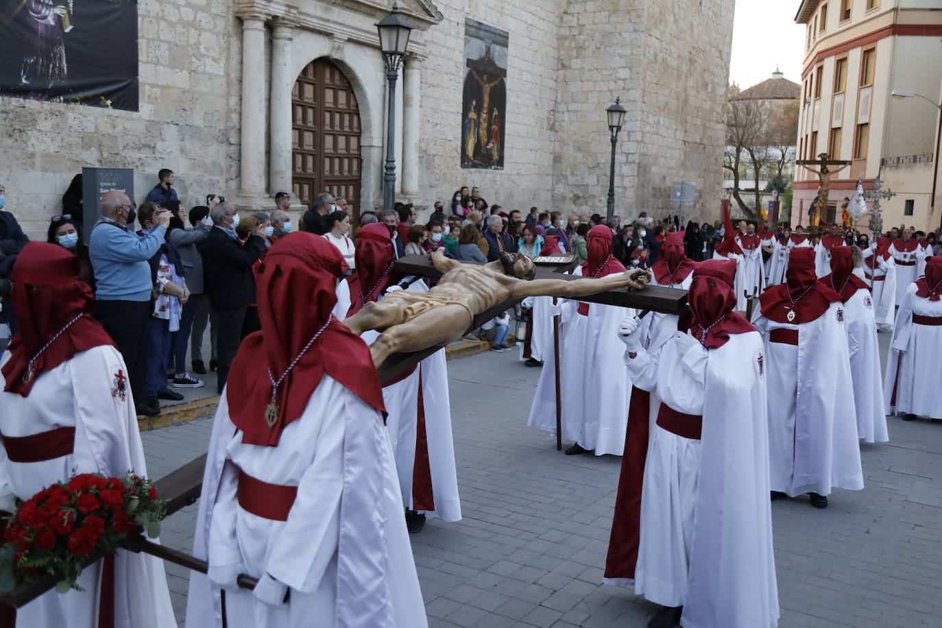 Fotos: Procesión General del Viernes Santo en Peñafiel (1/5)