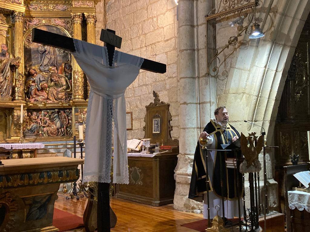 Fotos: Procesión del Santo Entierro de Torrelobatón