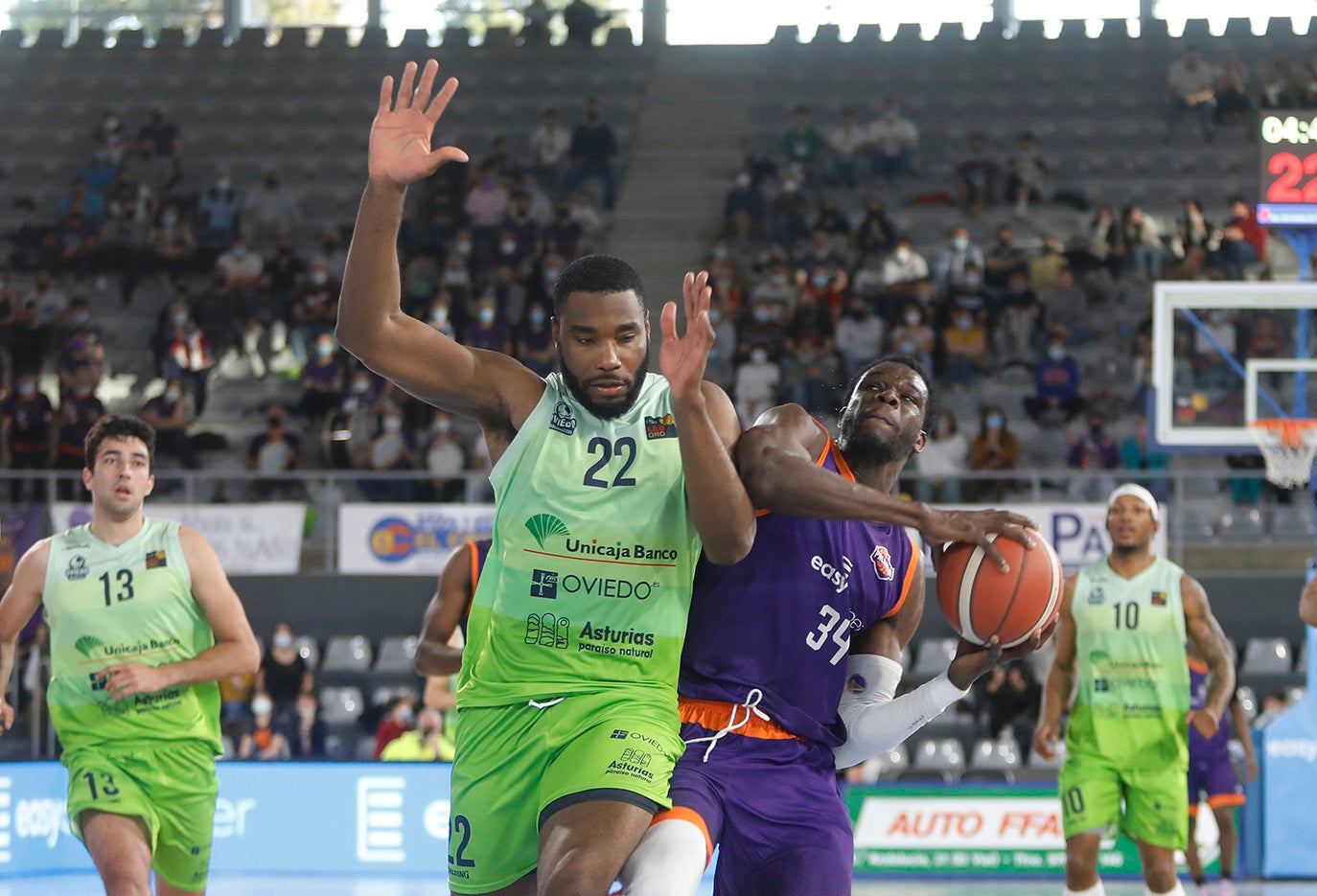 EasyCharger Palencia 76 - 80 Unicaja Banco Oviedo