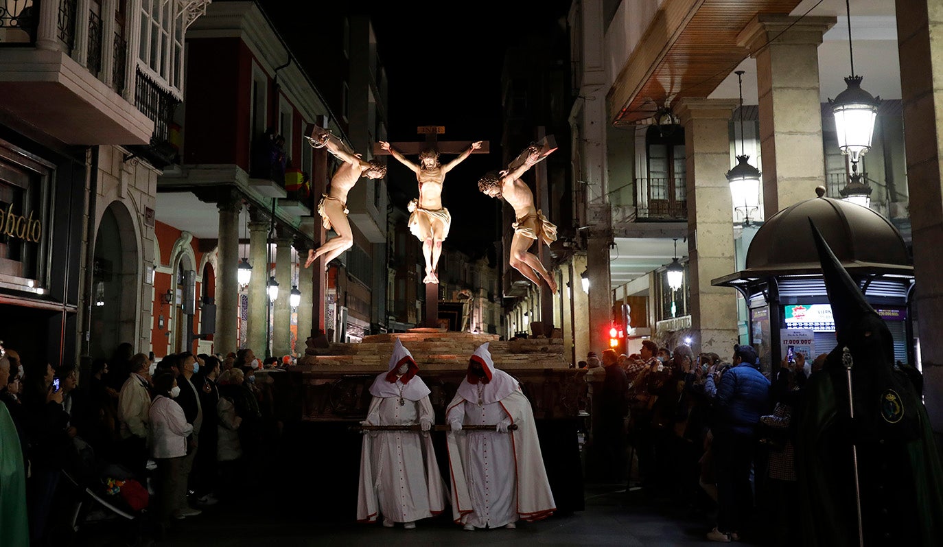 Fotos: Viernes Santo: Procesión del Santo Entierro