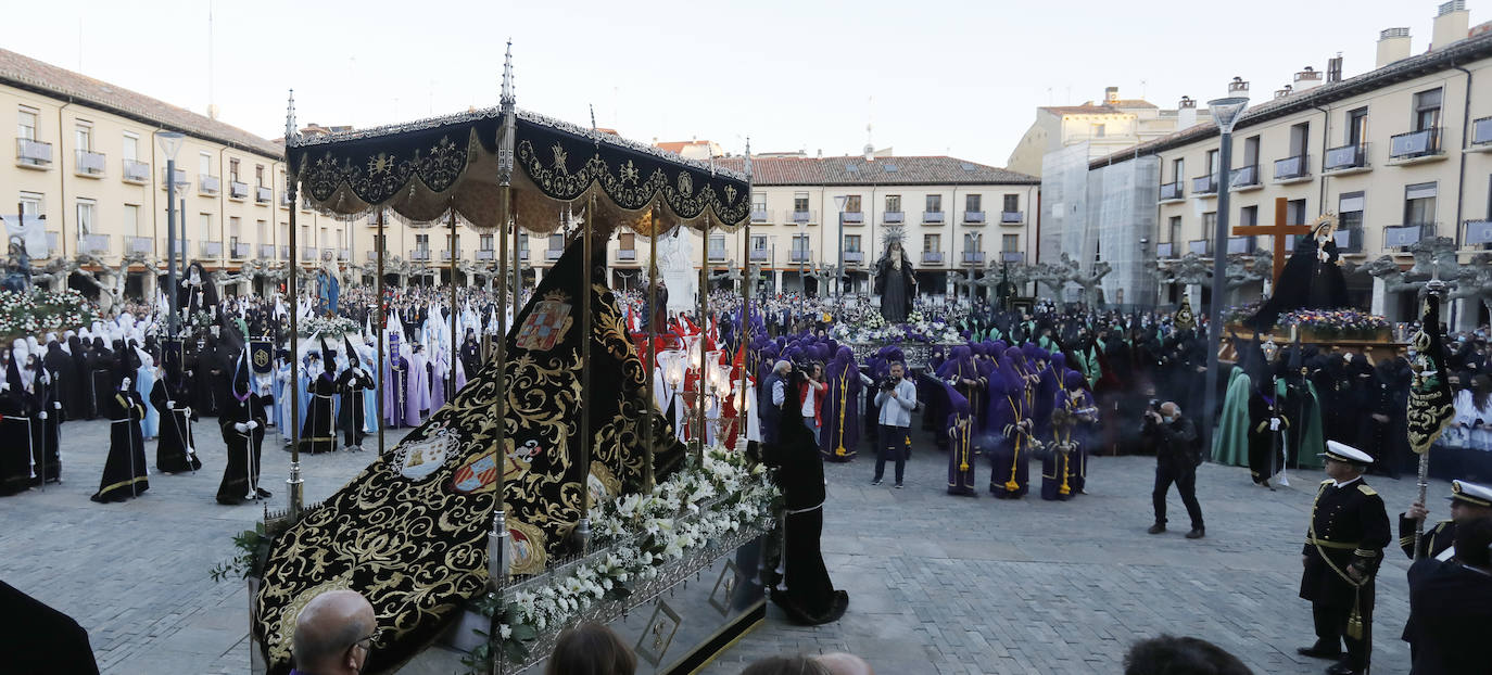 Fotos: Palencia se rinde a la Soledad