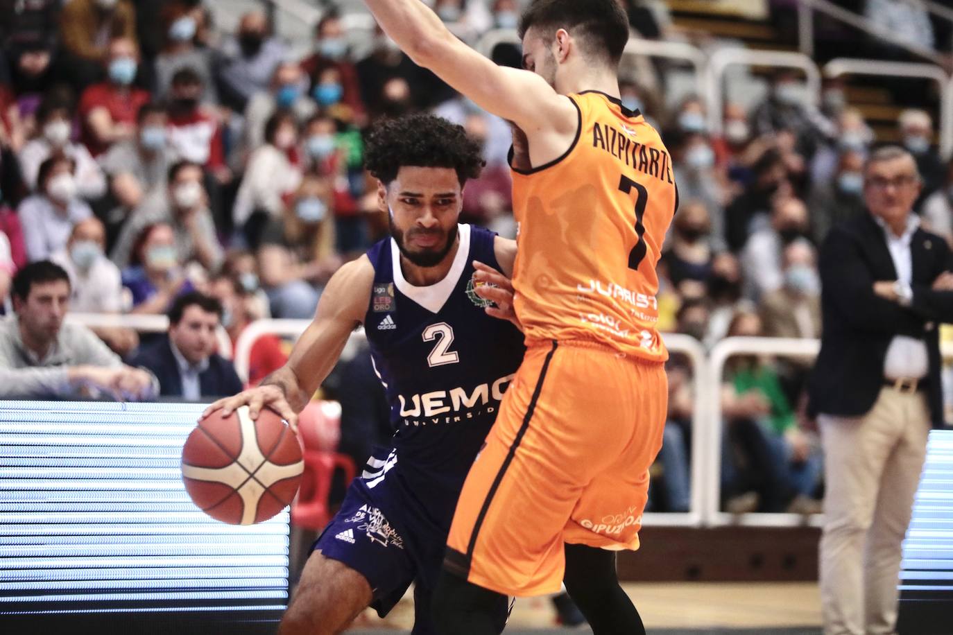 Partido entre el UEMC Real Valladolid y el Juaristi. 