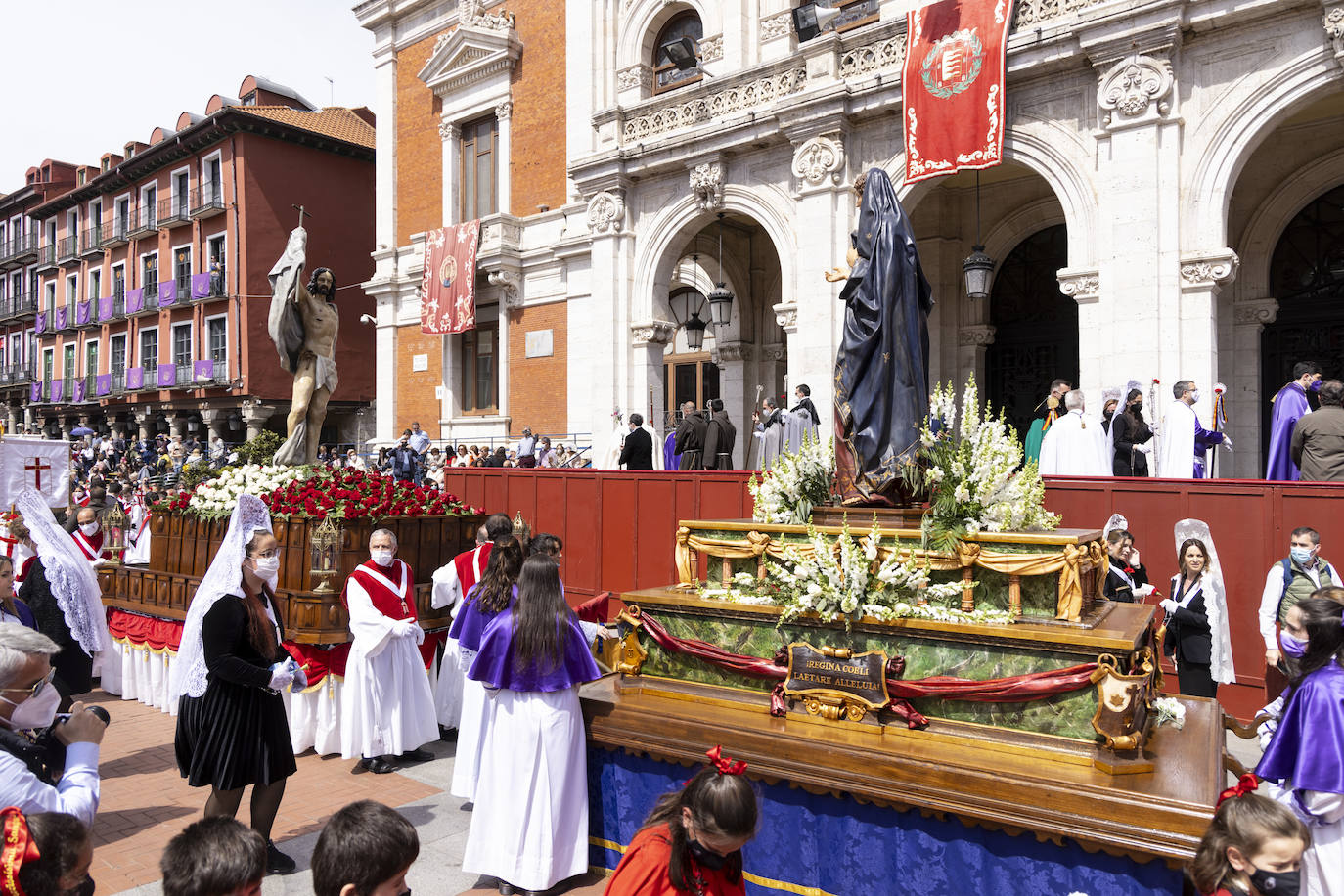 Fotos: Procesión del Encuentro en la Semana Santa de Valladolid (1/3)