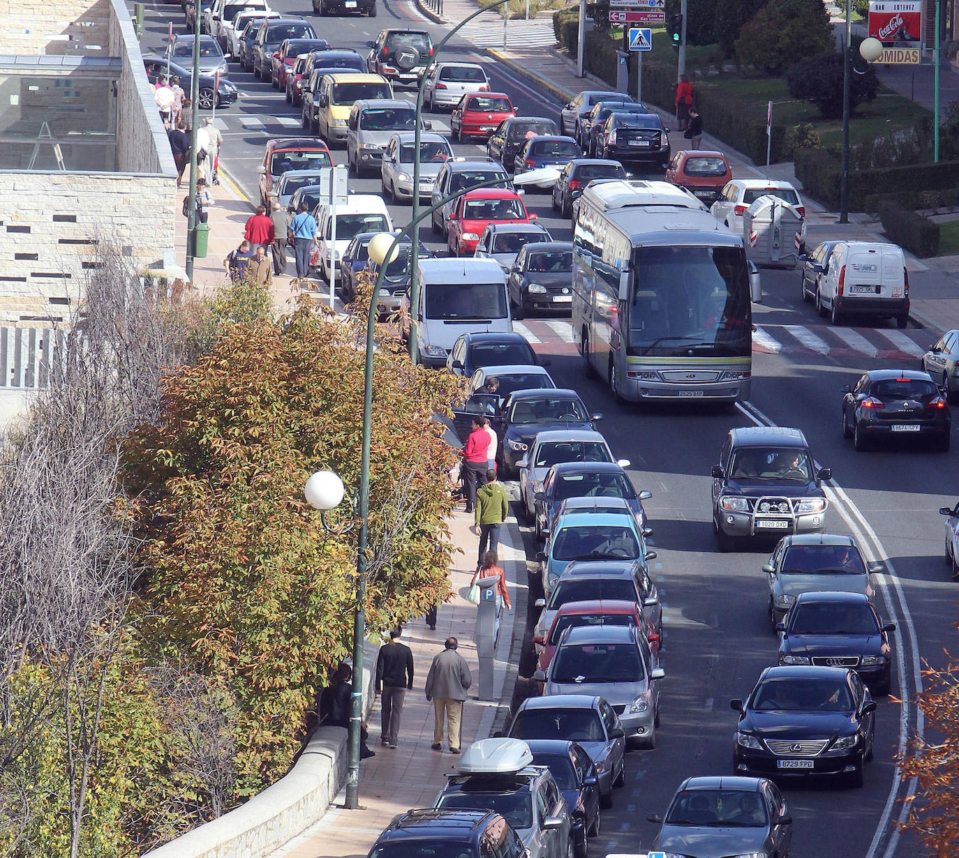 Tráfico en la avenida Vía Roma.