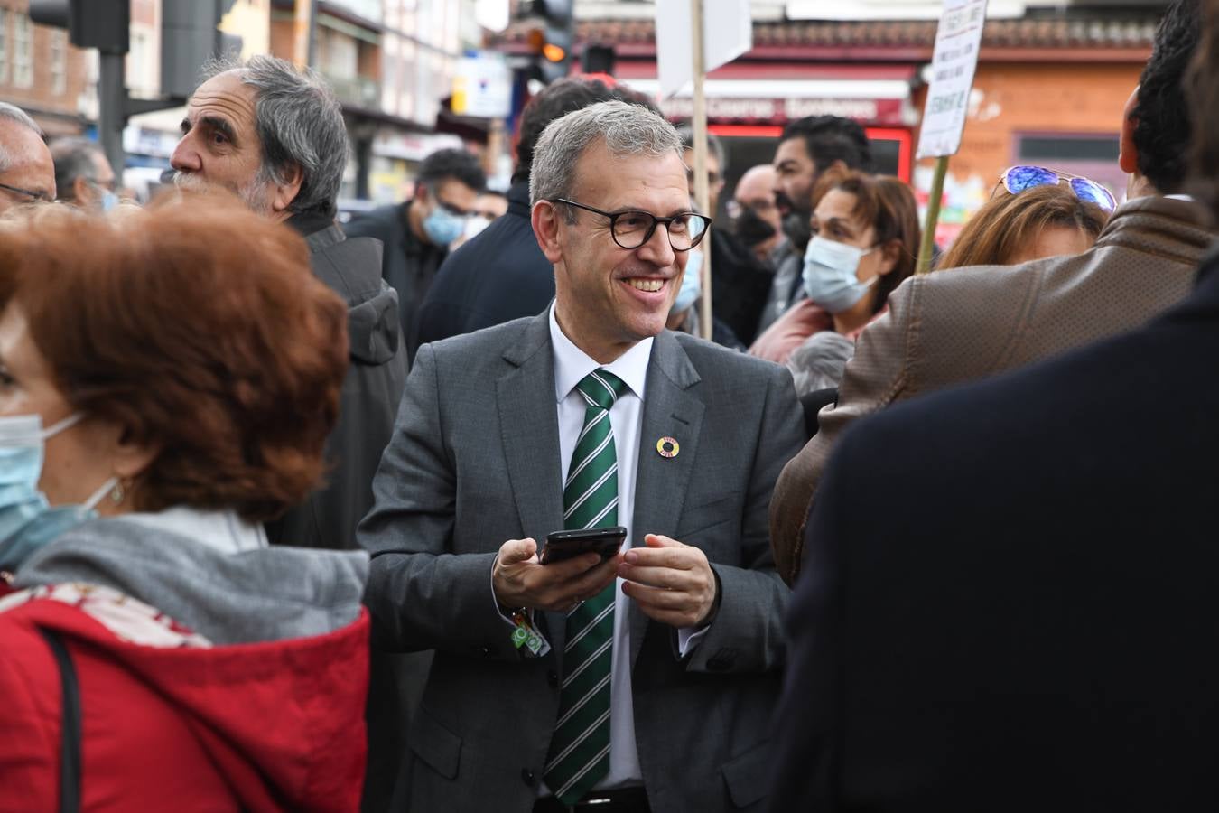 Fotos: Manifestación en Valladolid para exigir que se retome el proyecto de soterramiento