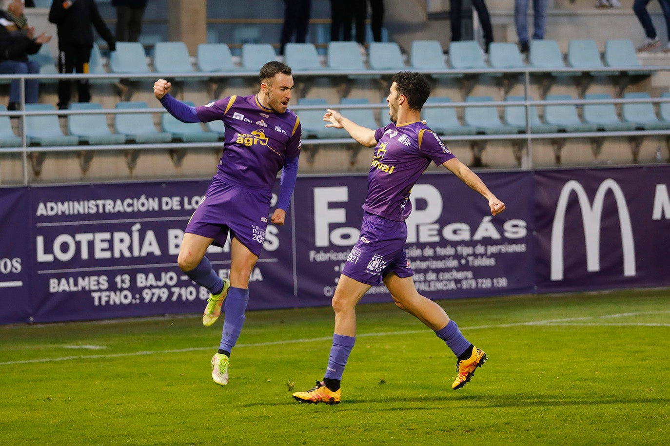 Palencia Cristo Atlético 2 - 0 UD Llanera