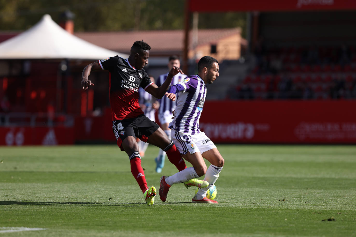 Fotos: Mirandés 0-1 Real Valladolid (2/2)